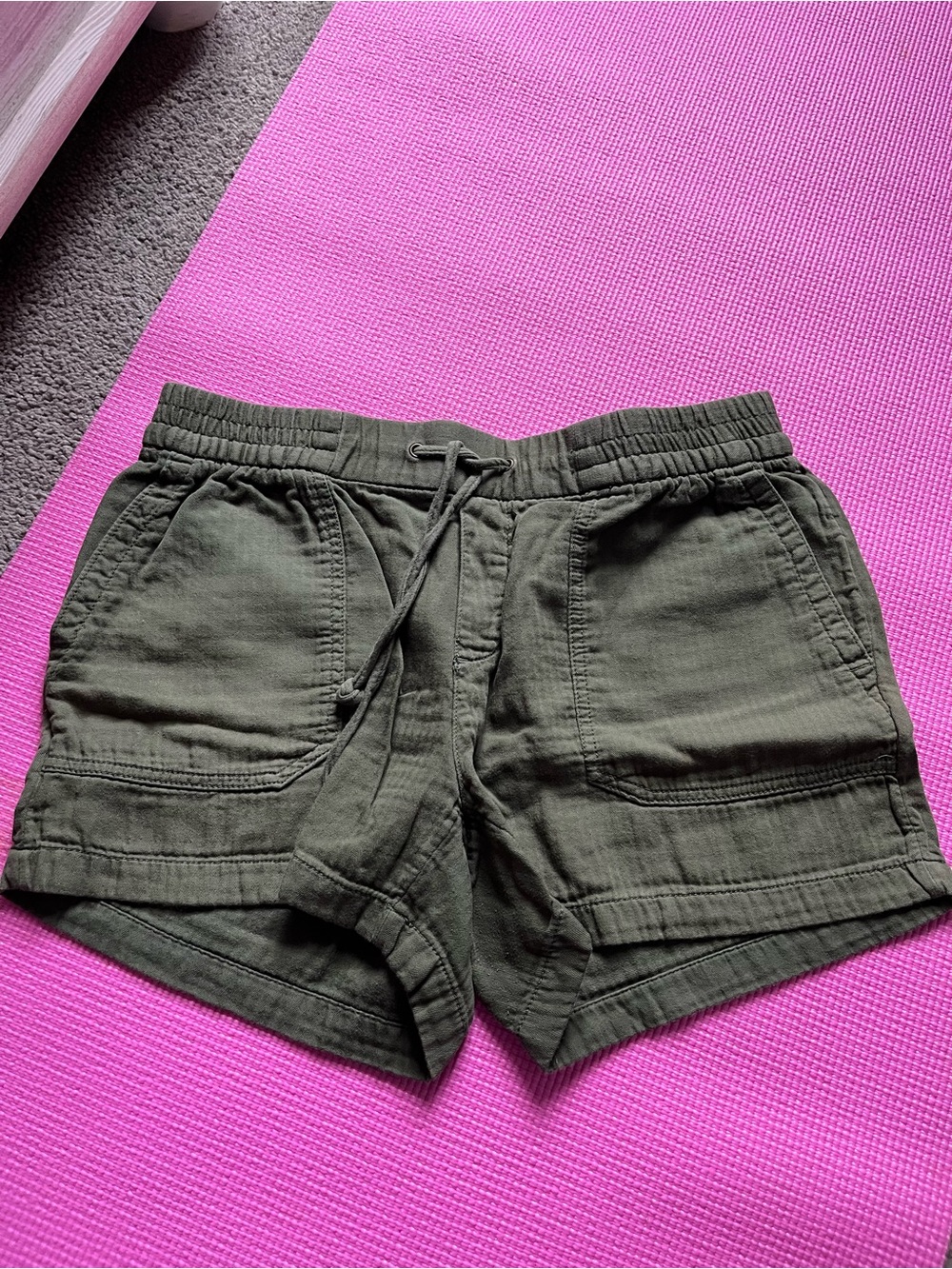 Old Navy Olive Green Cargo Drawstring Shorts